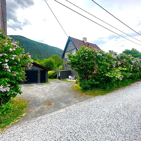 Villa Et Hus Med Flott Utsikt